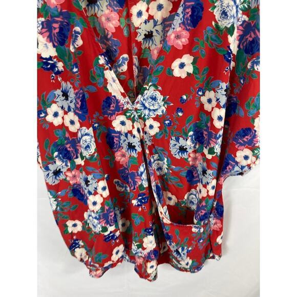 Whisper Floral V Neck Blouse size 2xl - Picture 2 of 4
